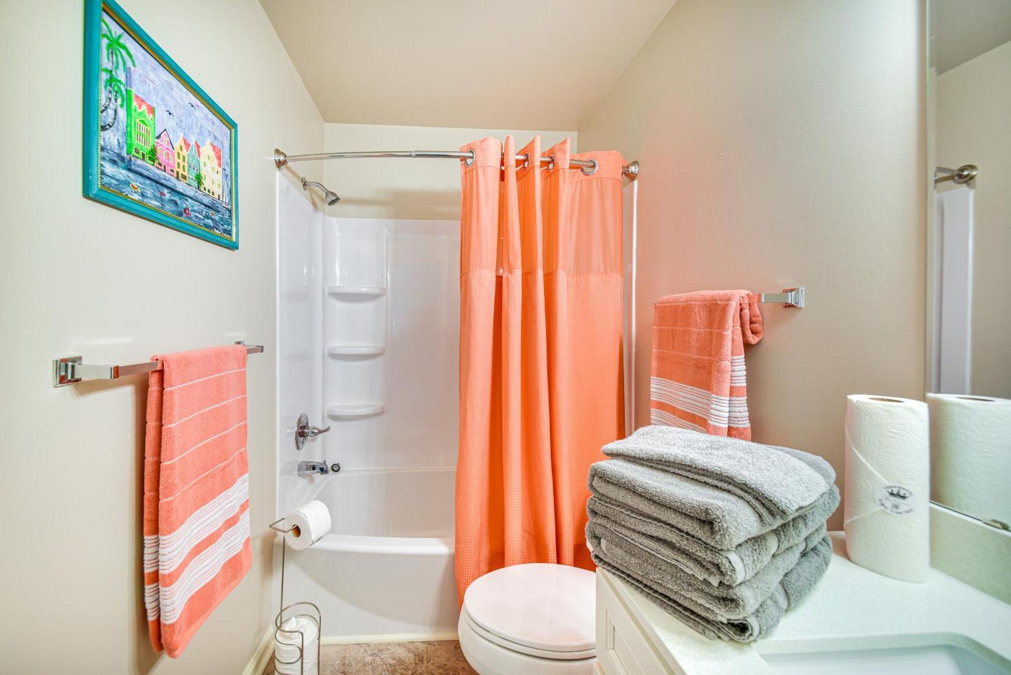 Home 5 Mi to Colonial Pkwy, 11 Mi to Busch Gardens Williamsburg Esterno foto